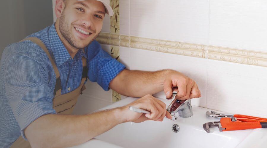 Handle or spout repair in Waterbury, NE